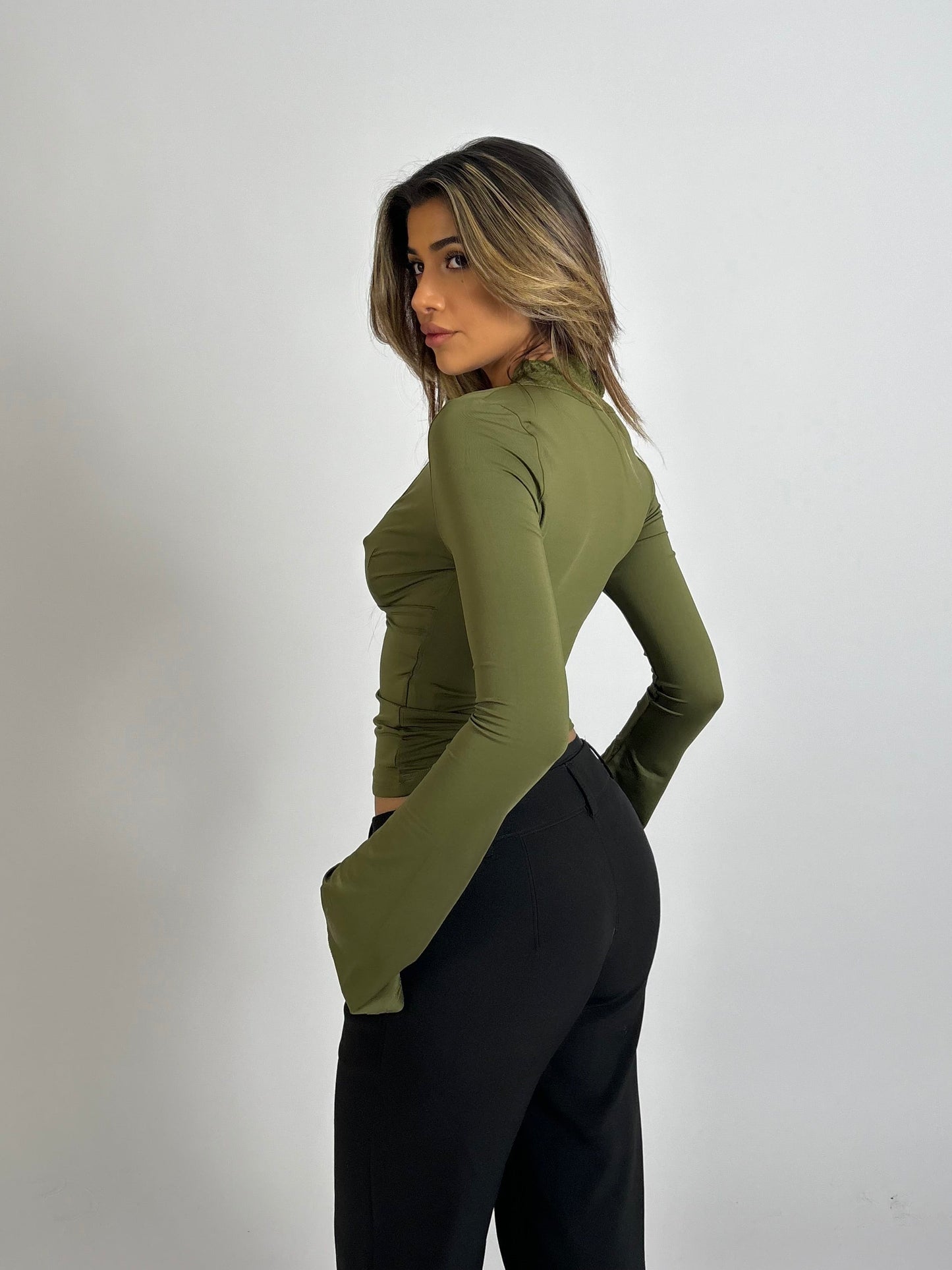Paisley™ | Elegant Lace Top