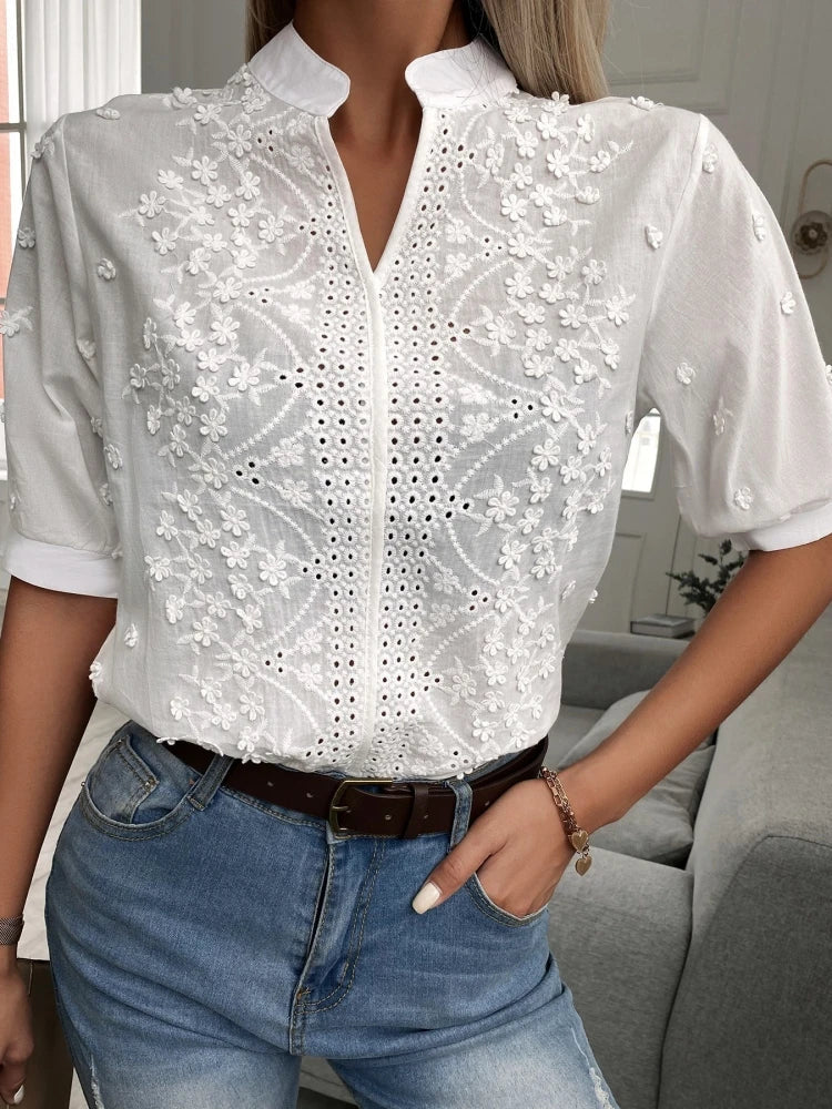 Élise™ | Mila Blouse with Delicate Embroidery