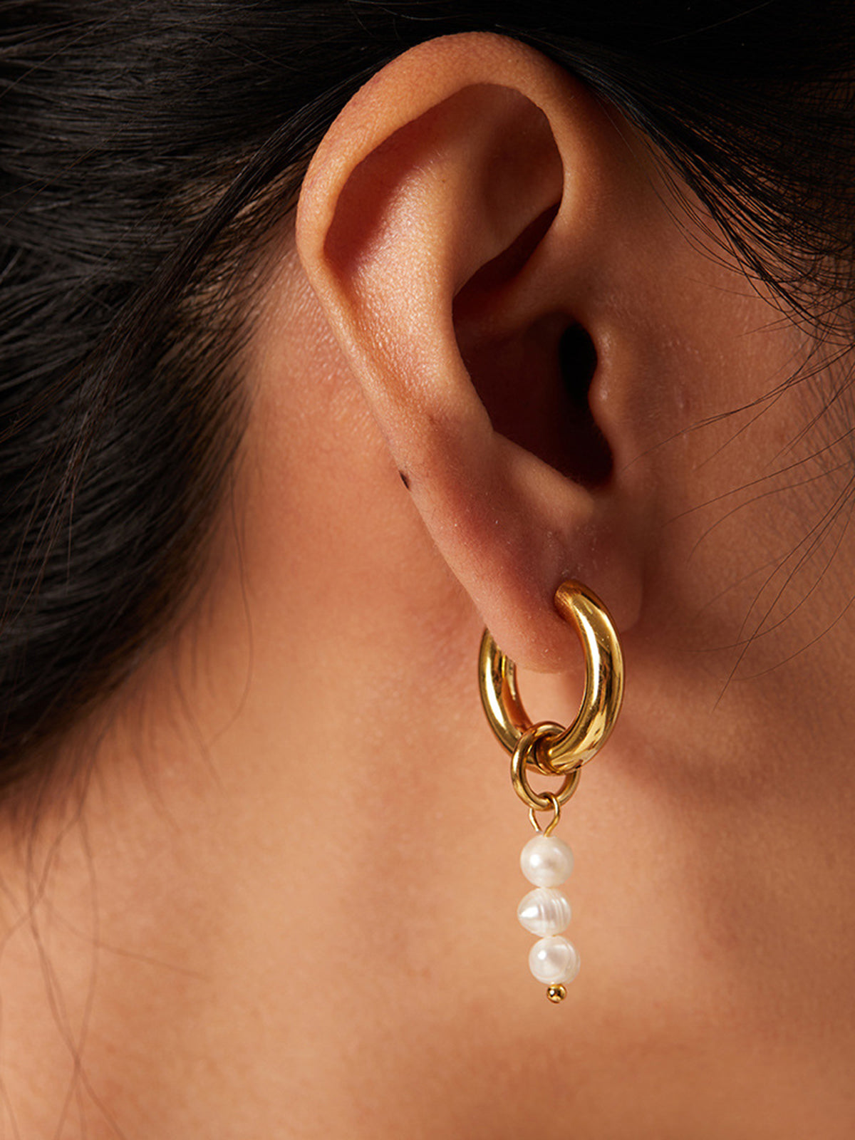 Sofia™ | Elegant Pearl Earrings
